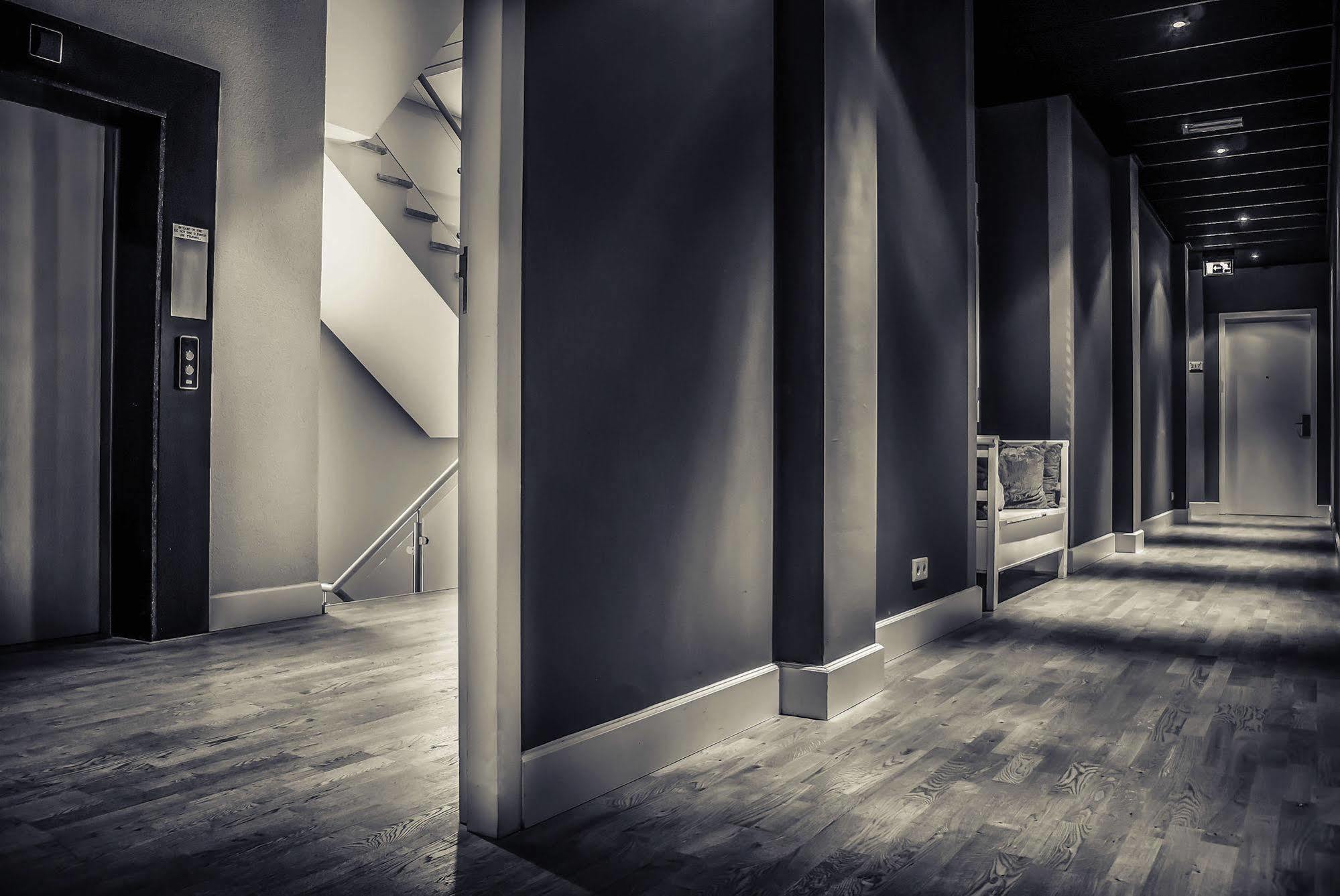Boutique Lumiere